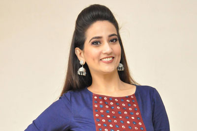 Anchor Manjusha at Jawaan Movie Pre Release Event